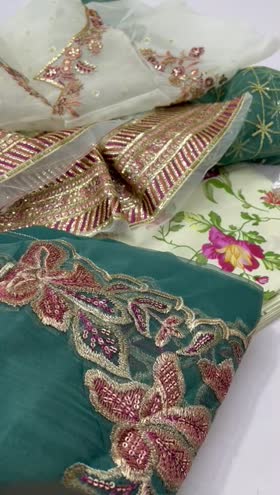Rs 8500 Iznik formals 3pc Rs 8500 Iznik formals 3pc